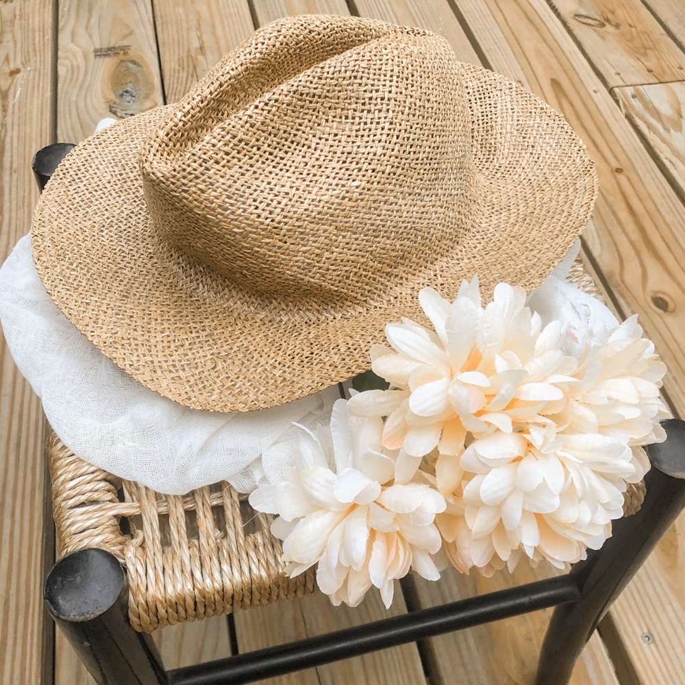 Vintage • Woven Tan Straw Summer Cowboy Beach Hat